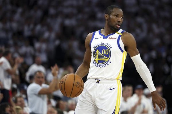 粤有钱配资 库明加认为勇士压制他的野心 若勇士让步他也愿意让步